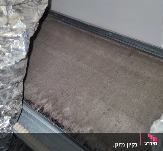 צינור מיזוג אוויר עם בידוד מתכתי